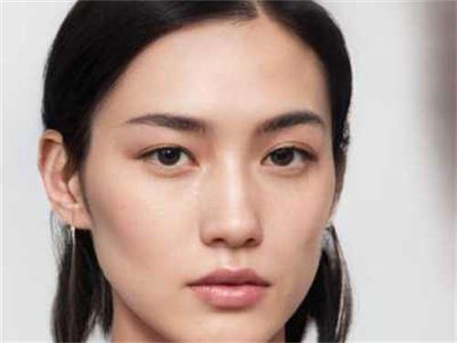 重庆做附耳切除多少钱?快来看附耳美容和隐耳修复价目表